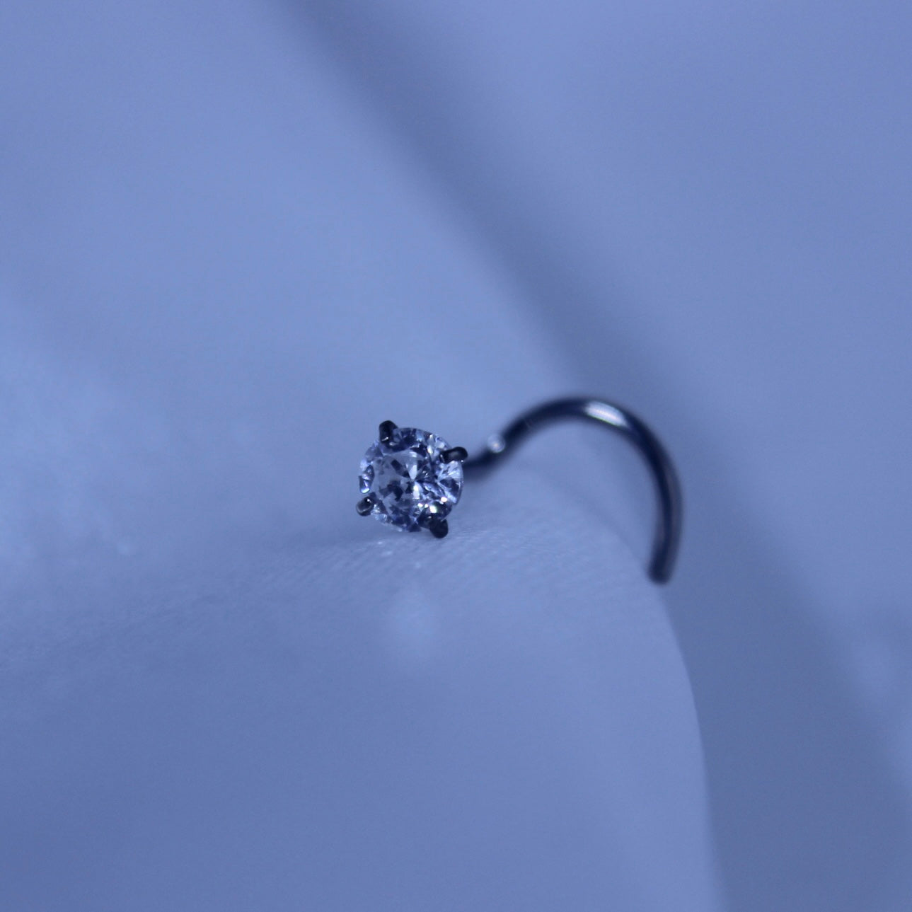 Cotton Nostril Gem
